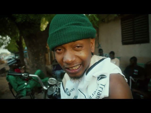Weei Soldat - John Michou (Clip) Weei Soldat - John Michou (Clip)