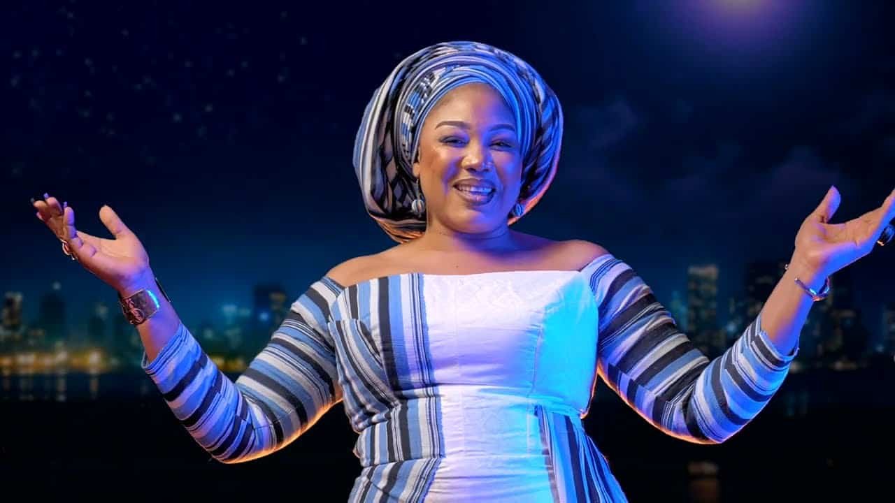 Delphine Mounkoro - Bwa Ouaniyan (Clip Vidéo Officiel 2025)