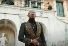 Sidiki Diabaté - La Femme Du Boss (Clip)