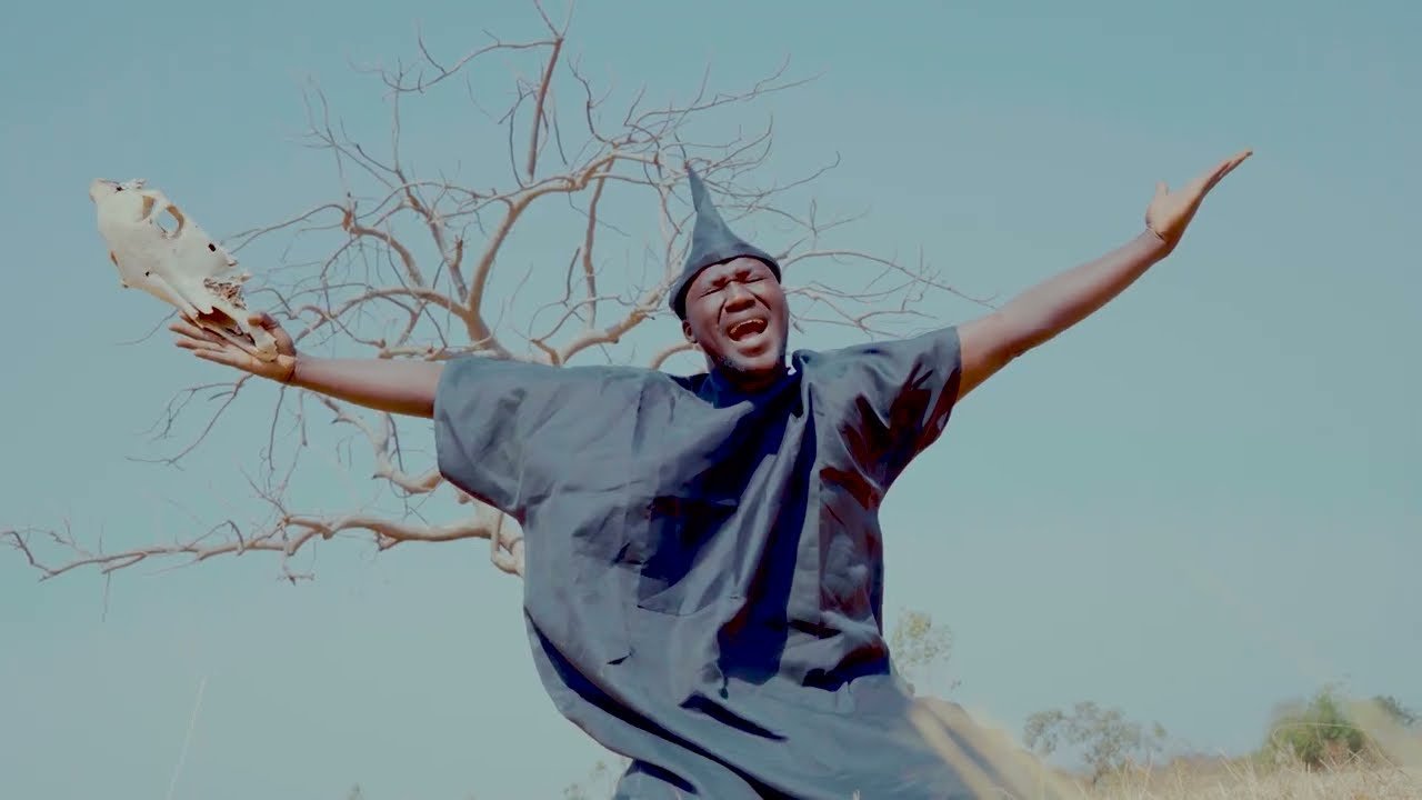 Batiaré – Maman (Clip) Batiaré – Maman (Clip)