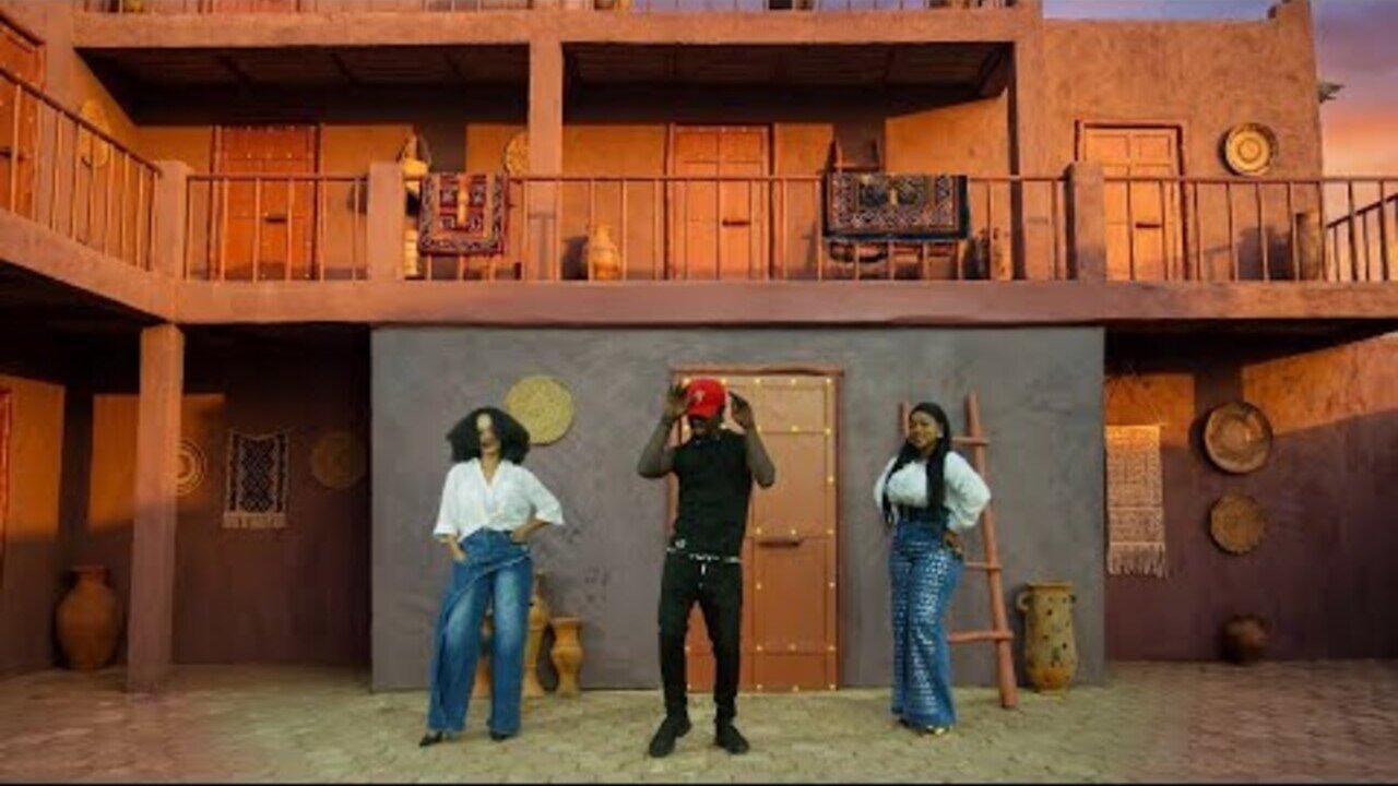 Fatô Diamatigui - Ballinu Montana (Clip)